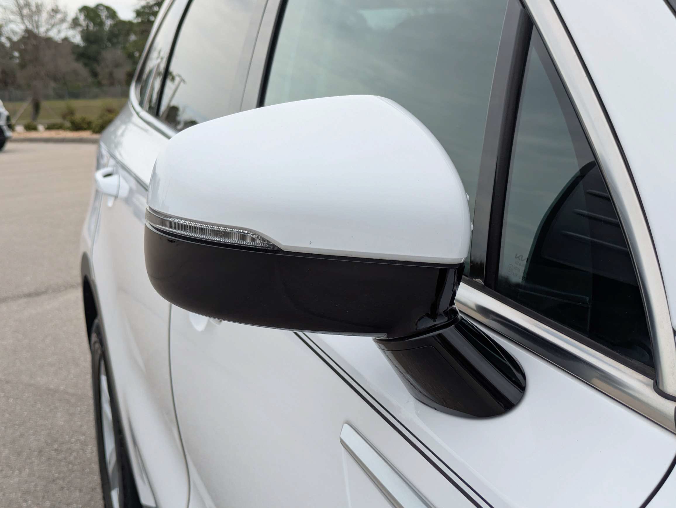 Certified 2023 Kia Sorento LX FWD image 12
