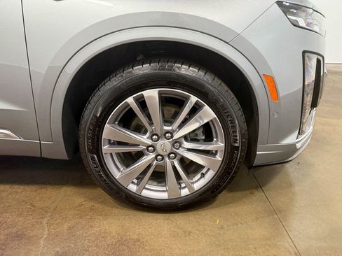Used 2024 Cadillac XT6 Premium Luxury image 92