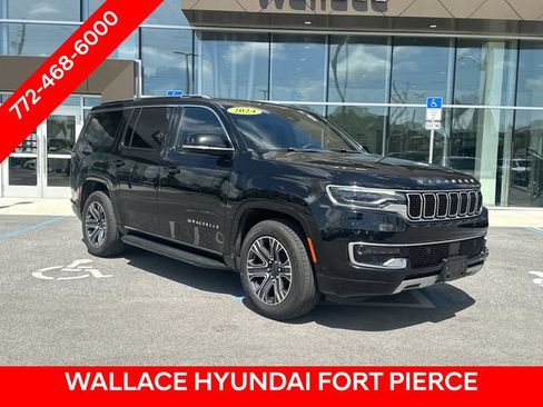 Used 2024 Jeep Wagoneer Series II w/ Flexible Seating Group AWD/4WD image 4