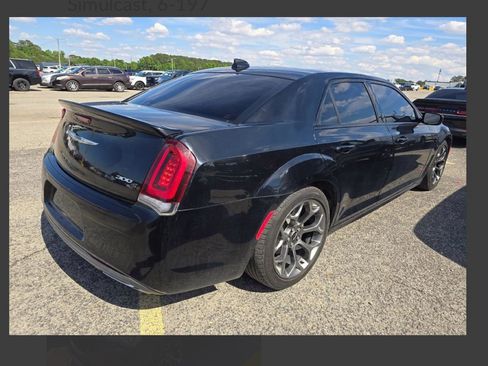 Used 2017 Chrysler 300 S w/ 300S Premium Group RWD image 2