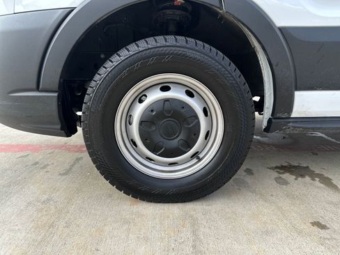 Used 2024 Ford Transit 250 148 High Roof Extended image 27