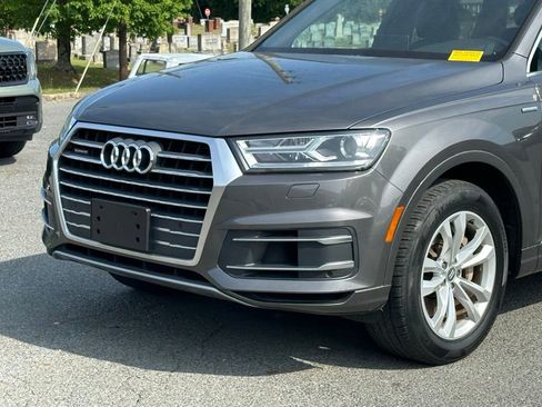 Used 2018 Audi Q7 3.0T Premium AWD/4WD image 40