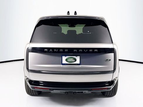 Used 2023 Land Rover Range Rover SE AWD/4WD image 6