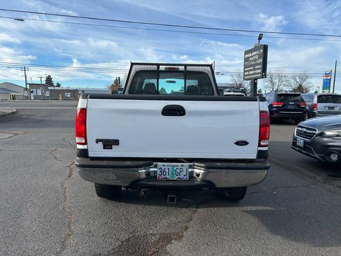 Used 1999 Ford F250 XLT image 4
