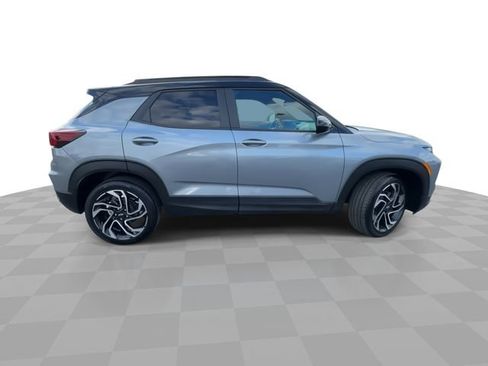 Certified 2025 Chevrolet TrailBlazer RS w/ Convenience Package AWD/4WD image 9
