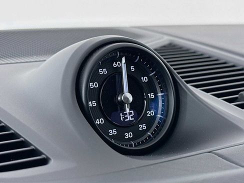 New 2026 Porsche Cayenne S image 17