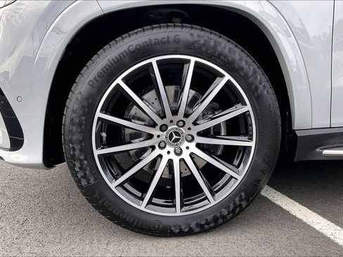 Certified 2024 Mercedes-Benz GLS 450 4MATIC image 8