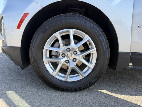 Used 2022 Chevrolet Equinox LT FWD image 27