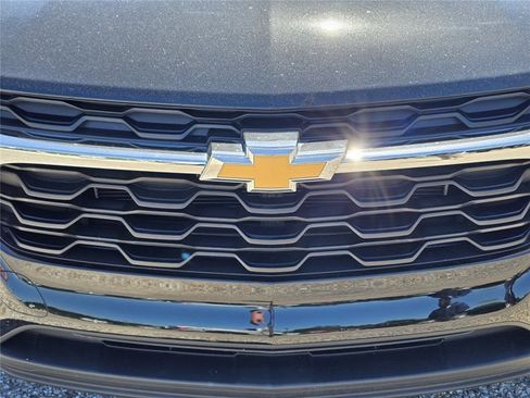 Used 2026 Chevrolet Trax LS FWD image 6