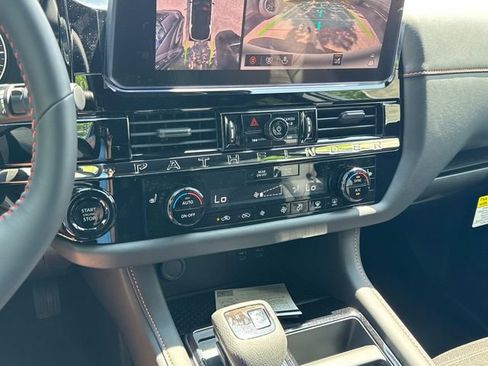 New 2026 Nissan Pathfinder Rock Creek AWD/4WD image 30