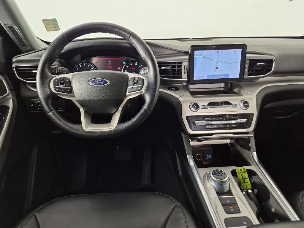 Used 2022 Ford Explorer XLT w/ Equipment Group 202A RWD image 33