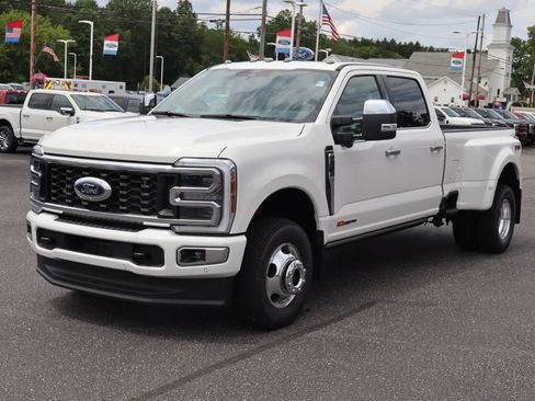 New 2026 Ford F350 Platinum w/ Platinum Plus Package AWD/4WD image 18