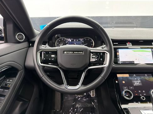 Used 2023 Land Rover Range Rover Evoque R-Dynamic S AWD/4WD image 8
