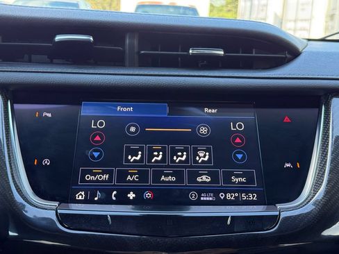 Used 2020 Cadillac XT6 Sport AWD/4WD image 16