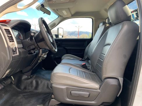 Used 2014 RAM 5500 Tradesman image 10