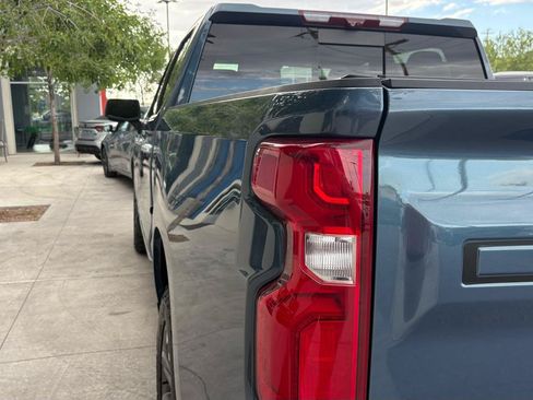 Used 2024 Chevrolet Silverado 1500 High Country w/ Technology Package AWD/4WD image 12