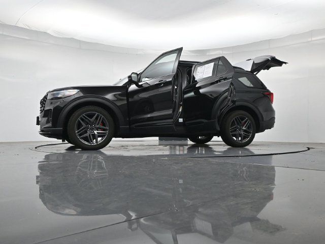 Certified 2026 Ford Explorer ST w/ Sun And Sound Package AWD/4WD image 58