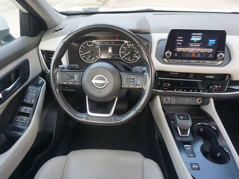 Used 2023 Nissan Rogue SL FWD image 6