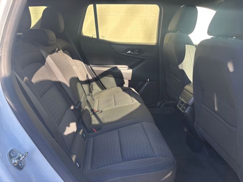 Used 2025 Chevrolet Equinox LT image 25