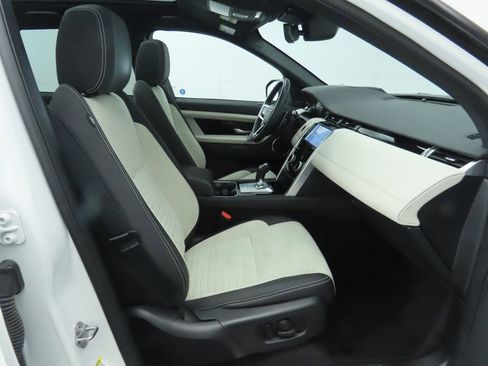 Used 2023 Land Rover Discovery Sport SE R-Dynamic image 21