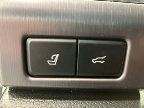 Used 2021 Ford Expedition Max Platinum image 19