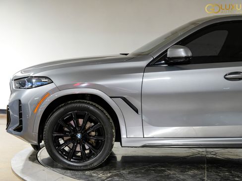 Used 2025 BMW X6 xDrive40i AWD/4WD image 14