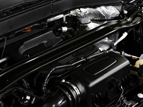 Used 2020 Ford Explorer Limited image 47