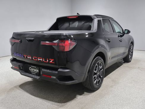 Used 2022 Hyundai Santa Cruz SEL w/ Activity Package AWD/4WD image 2