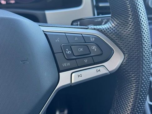 Used 2023 Volkswagen Atlas SEL Premium image 38