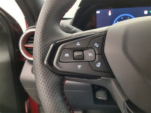 New 2026 Chevrolet Trax RS w/ Sunroof Package image 23