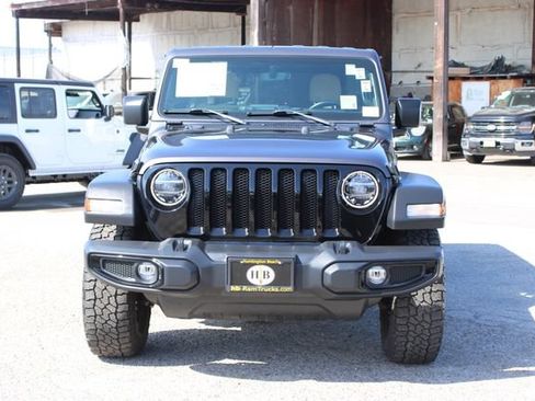 Used 2022 Jeep Wrangler Unlimited Sport AWD/4WD image 2
