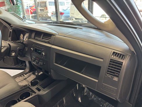Used 2009 Dodge Dakota Big Horn RWD image 16