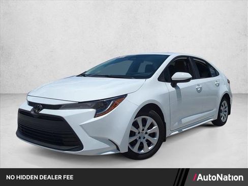 Certified 2026 Toyota Corolla LE FWD image 1