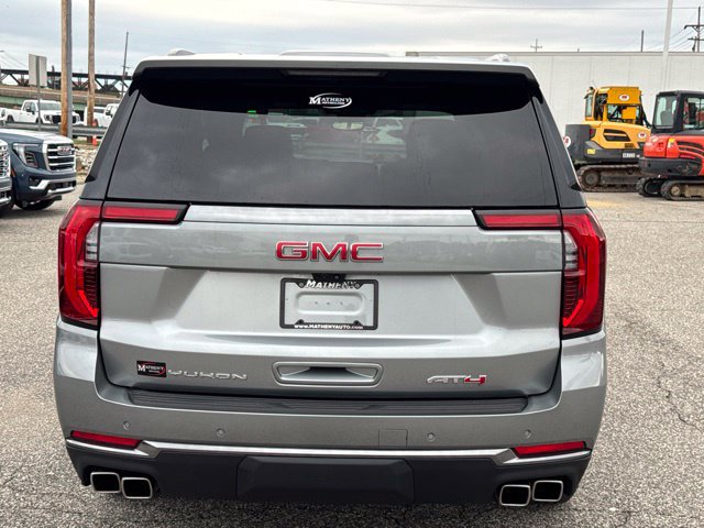 Certified 2025 GMC Yukon AT4 w/ Technology Package AWD/4WD image 4