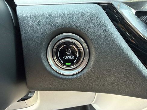 Certified 2024 Cadillac Lyriq Luxury AWD/4WD image 28