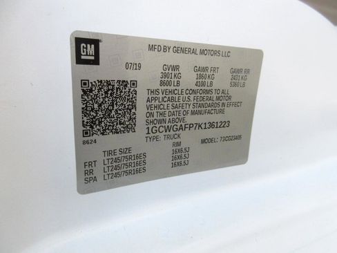 Used 2019 Chevrolet Express 2500 w/ Driver Convenience Package image 30