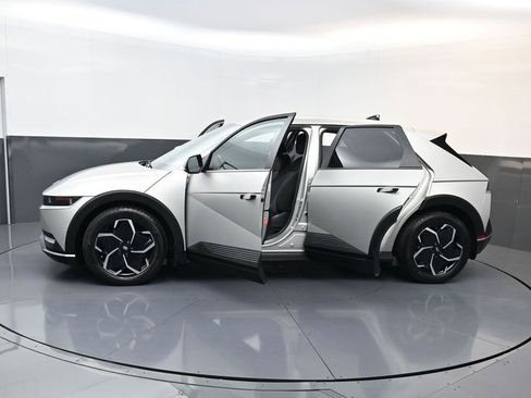 Certified 2024 Hyundai Ioniq 5 SEL image 24