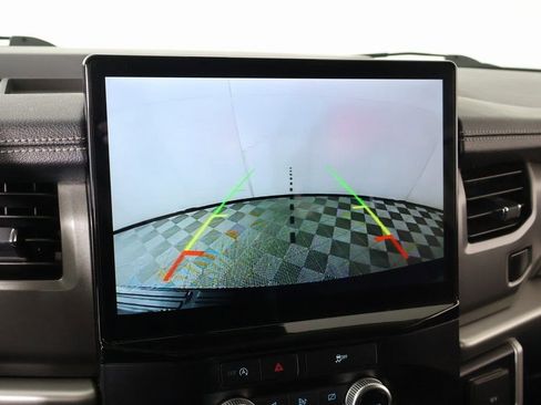 Used 2024 Ford Expedition Max XLT image 6