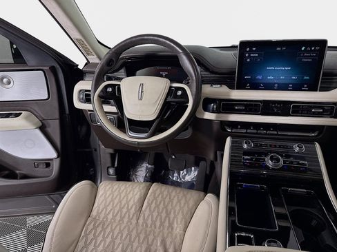 Used 2023 Lincoln Aviator Black Label w/ Dynamic Handling Package image 26