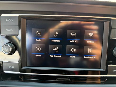 Used 2021 Volkswagen Jetta S FWD image 22