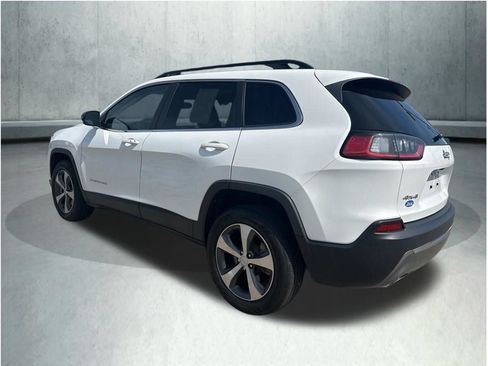 Used 2022 Jeep Cherokee Limited AWD/4WD image 3