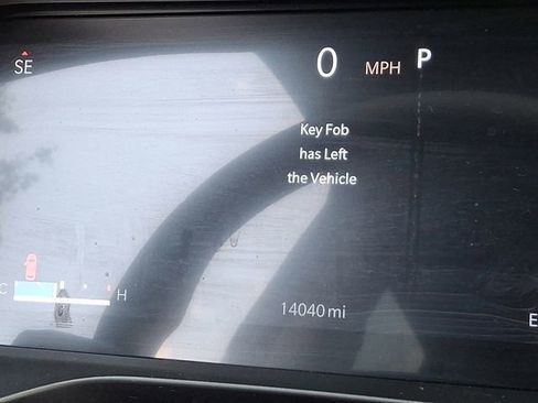 Used 2023 Jeep Grand Cherokee Laredo image 32