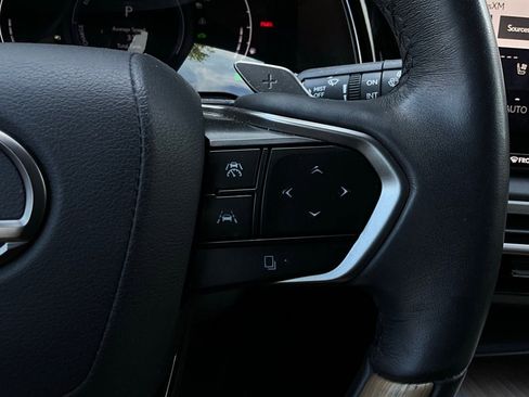 Used 2024 Lexus RX 350 w/ Technology Package image 37