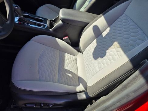 Used 2020 Chevrolet Equinox LS w/ LS Convenience Package FWD image 16