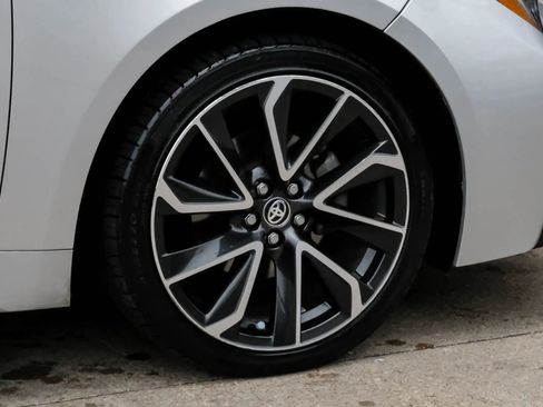 Used 2020 Toyota Corolla SE FWD image 60