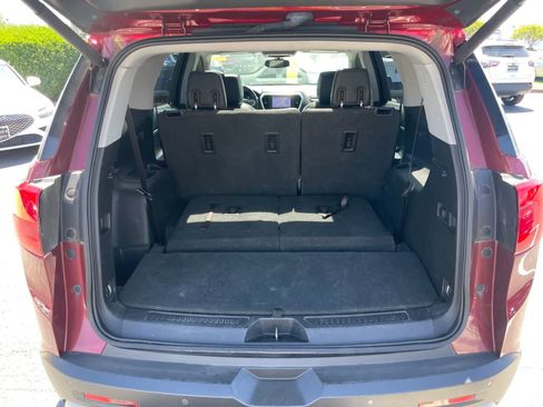 Used 2018 GMC Acadia SLT FWD image 25