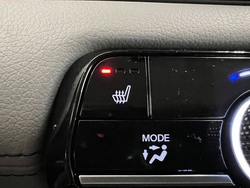 New 2025 Honda Pilot EX-L image 30