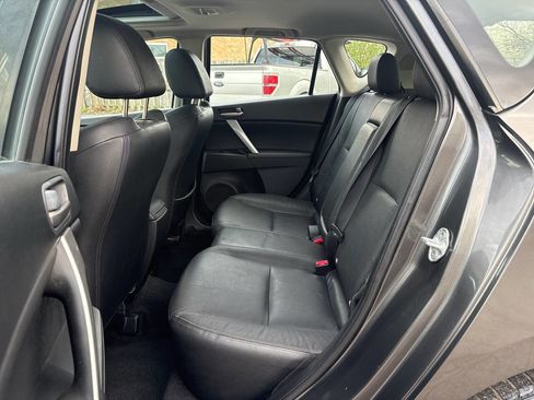 Used 2013 MAZDA MAZDA3 i Grand Touring FWD image 26