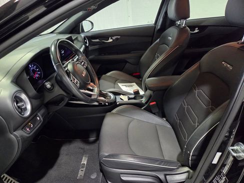 Used 2023 Kia Forte GT-Line image 8
