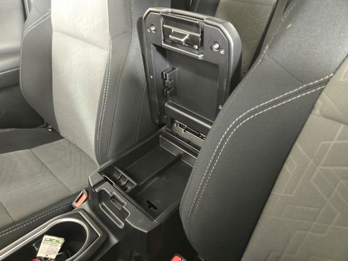 Used 2021 Toyota Tacoma TRD Sport image 26